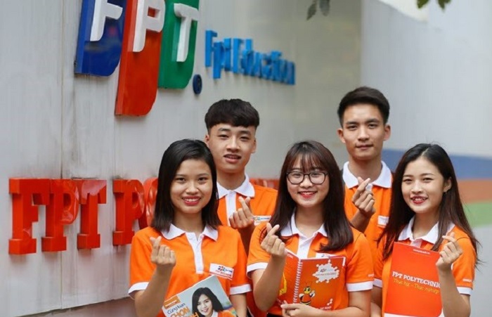 Hành trình ra đời và sự phát triển của Logo FPT Polytechnic